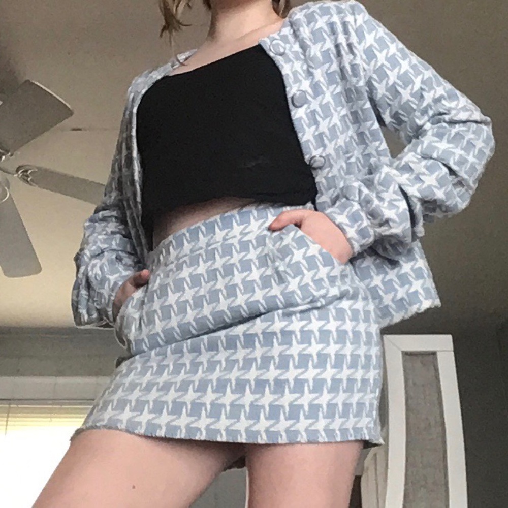 Blue and white knit skirt set💕